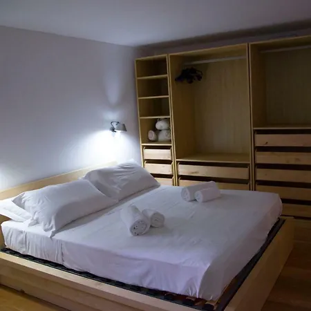 Dietro Le Quinte Apartment *
